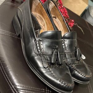 BASS WEEJUNS Classic Black Tassel Loafers
